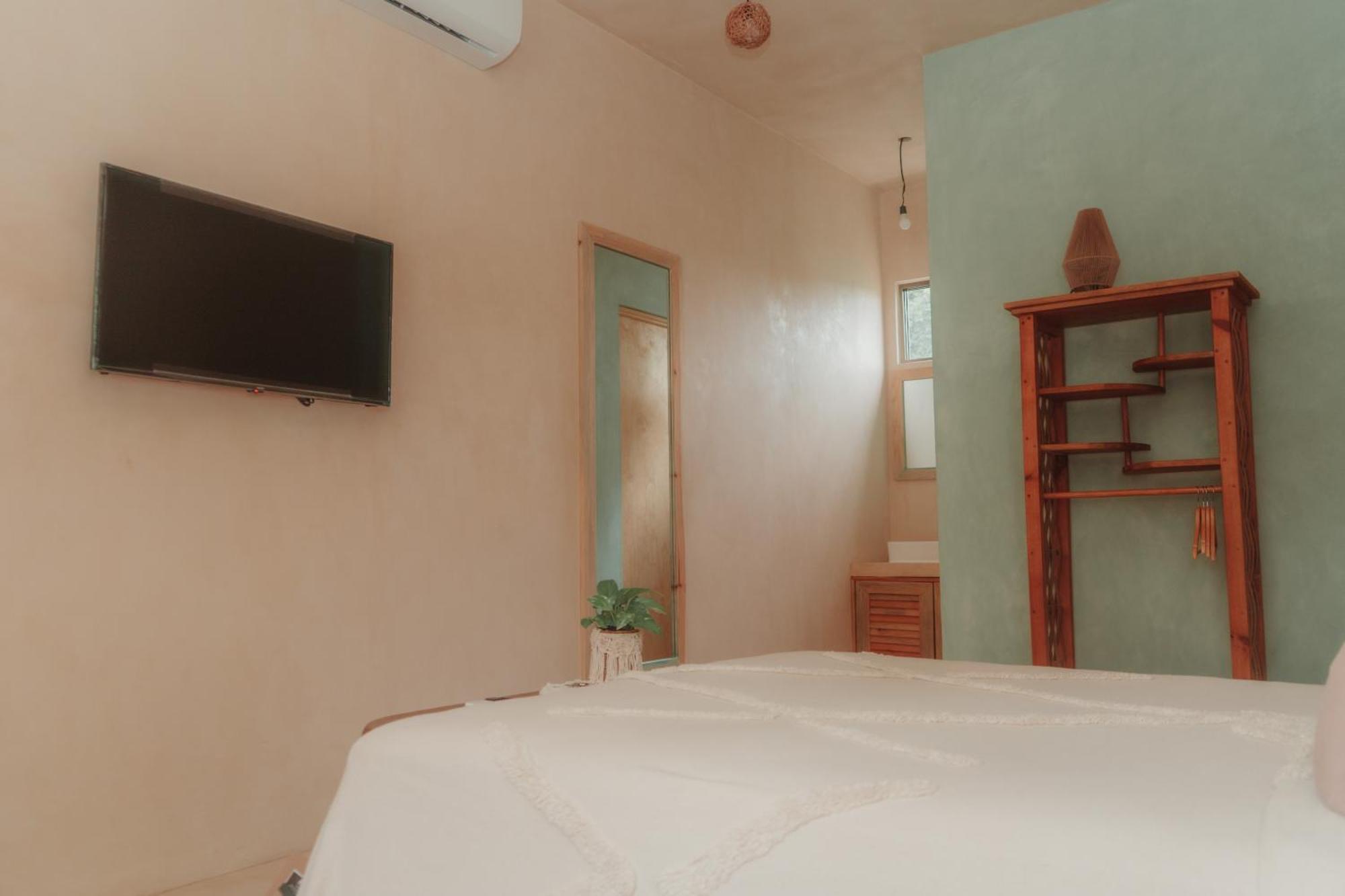 Che Valladolid Hostel & Bar Adults Only Oda fotoğraf